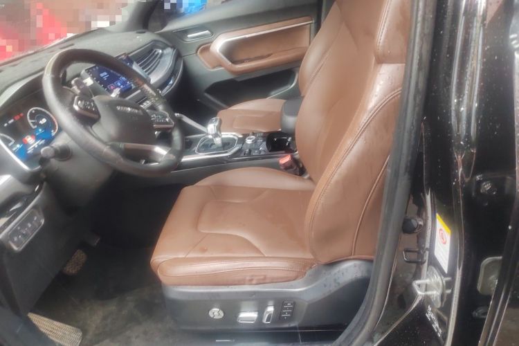 Used Haval H6 2017 Blue Label 2.0T Automatic Two-Wheel Drive Leading Model Driver Seat
