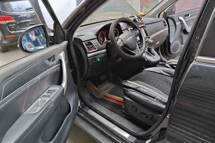 Used Haval H6 2017 Blue Label Sport Edition 1.5T Automatic Two-Wheel Drive Luxury Model Driver Seat