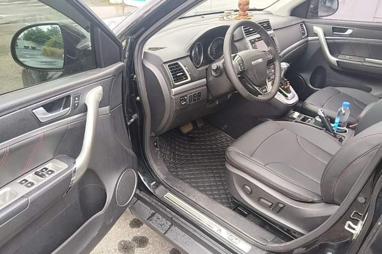 Used Haval H6 2017 Revised Blue-Label Sport Version 1.5T Automatic Two-Wheel Drive Luxury Trim Driver Seat