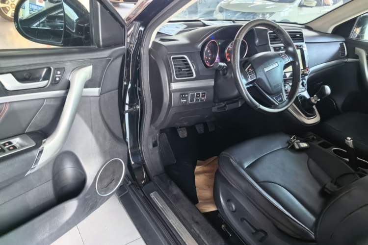 Used Haval H6 2017 Blue Label Sport Edition 1.5T Manual Two-Wheel Drive Elite Model Driver Seat