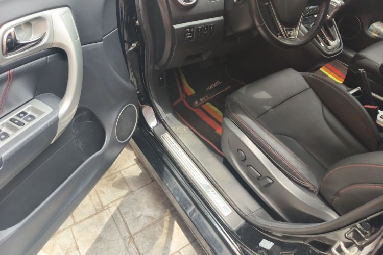 Used Haval H6 2017 Classic Edition 1.5T Automatic Two-Wheel Drive Elite Model Driver Seat