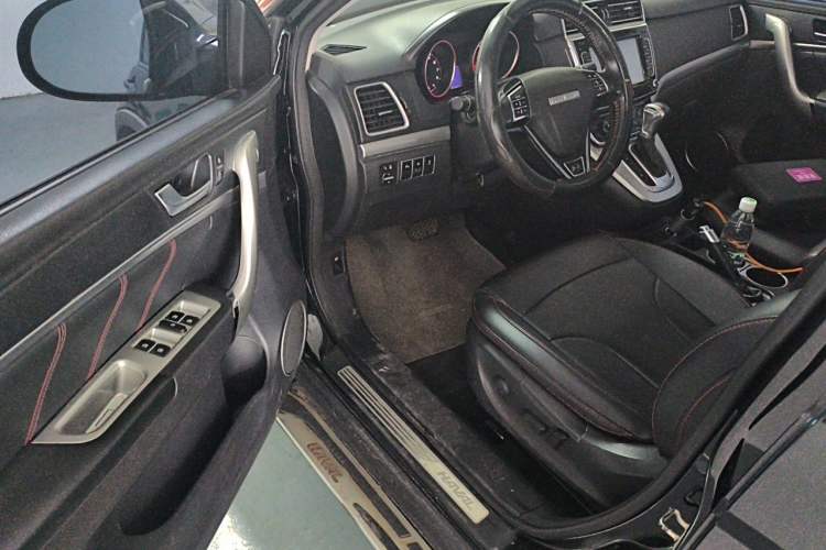 Used Haval H6 2017 Red-Label Sport Edition 1.5T Automatic Two-Wheel Drive Luxury Model Driver Seat