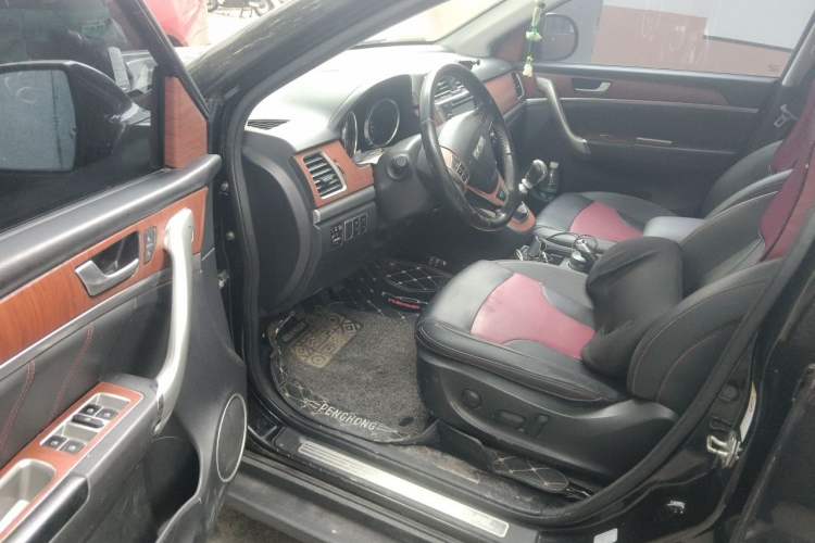 Used Haval H6 2017 Blue Label Sport Edition 1.5T Manual Two-Wheel Drive Elite Model Driver Seat