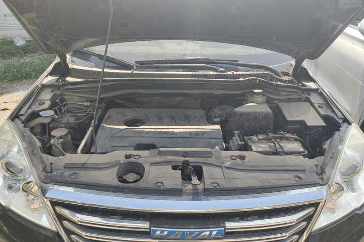 Used Haval H6 2017 Classic Edition 1.5T Manual Two-Wheel Drive Value Model Engine Bay