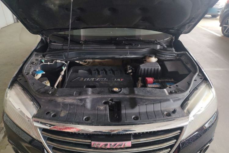 Used Haval H6 2017 Red-Label Sport Edition 1.5T Manual Two-Wheel Drive Elite Model Engine Bay