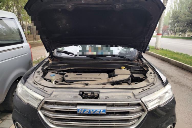 Used Haval H6 2017 Blue Label 2.0T Automatic Two-Wheel Drive Luxury Model Engine Bay