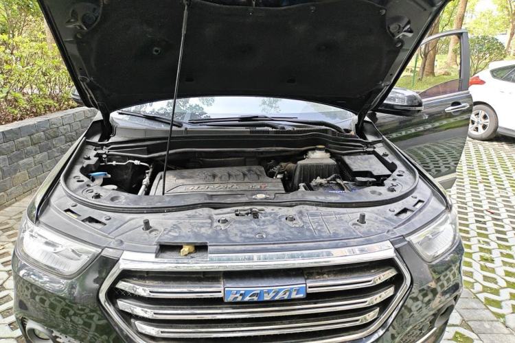 Used Haval H6 2017 Blue Label Sport Edition 1.5T Automatic Two-Wheel Drive Luxury Model Engine Bay