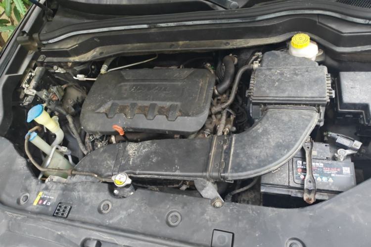 Used Haval H6 2017 Red-Label 1.3T Automatic Two-Wheel Drive ZhiShang Model Engine Bay