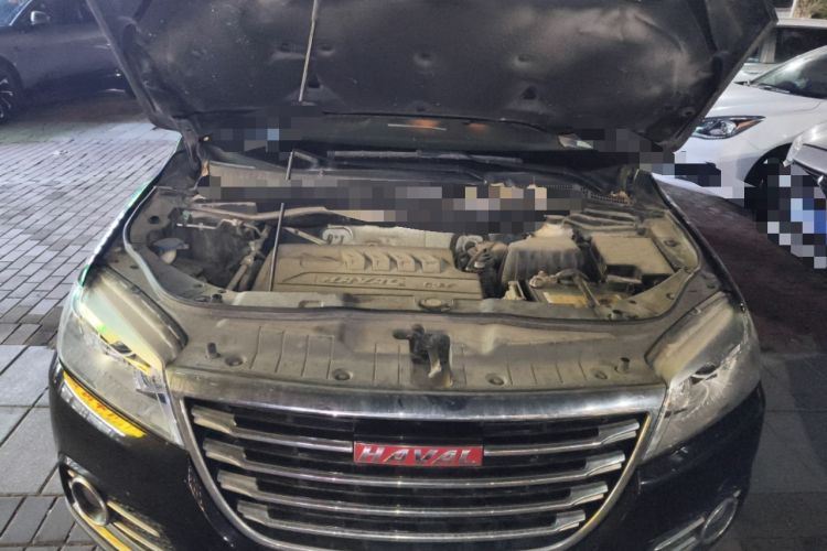 Used Haval H6 2017 Red-Label Sport Edition 1.5T Automatic Two-Wheel Drive Luxury Model Engine Bay