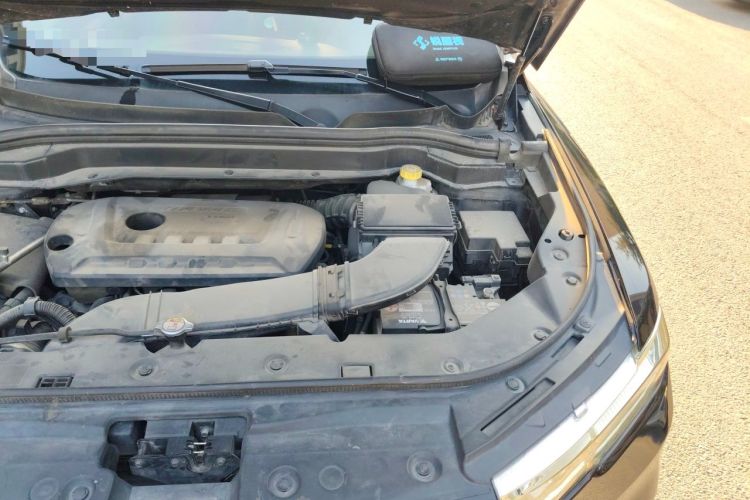 Used Haval H6 2017 Blue Label 2.0T Automatic Two-Wheel Drive Smart Edition Engine Bay Left