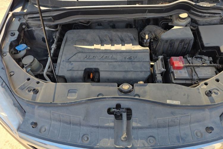 Used Haval H6 2017 Red-Label Sport Edition 1.5T Manual Two-Wheel Drive Elite Model Engine Bay