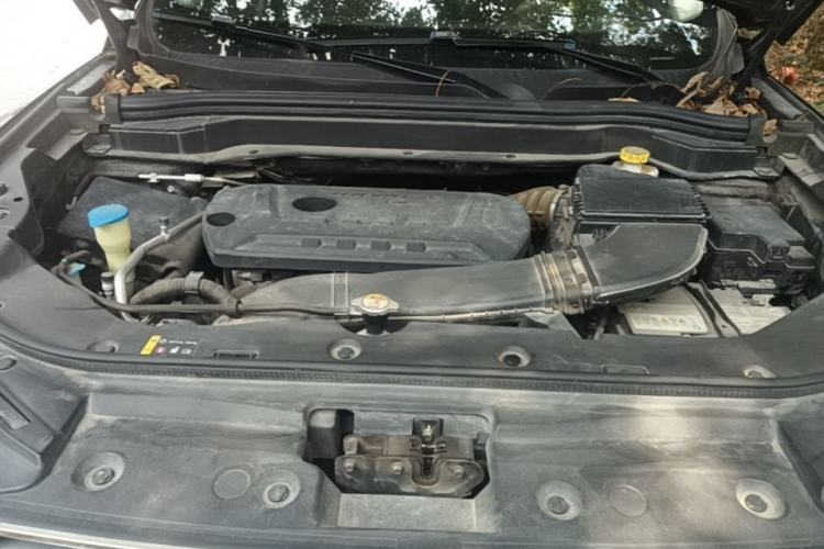 Used Haval H6 2017 Blue Label 2.0T Automatic Two-Wheel Drive Smart Edition Engine Bay