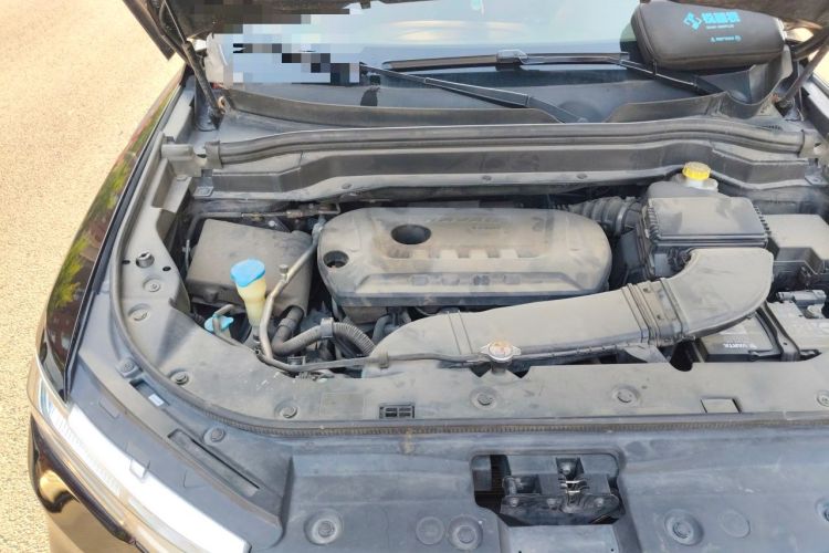 Used Haval H6 2017 Blue Label 2.0T Automatic Two-Wheel Drive Smart Edition Engine Bay Right