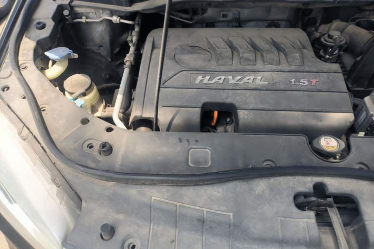 Used Haval H6 2017 Red-Label Sport Edition 1.5T Automatic Two-Wheel Drive Luxury Model Engine Bay Right