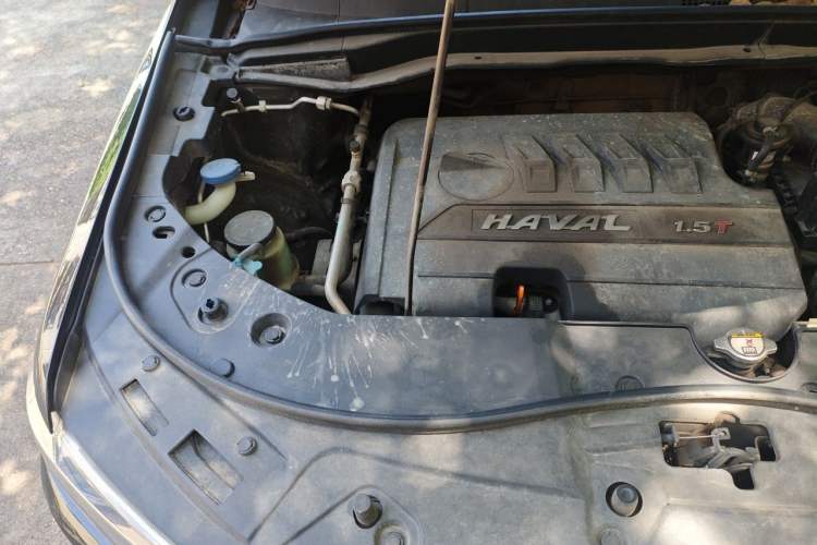 Used Haval H6 2017 Blue Label Sport Edition 1.5T Automatic Two-Wheel Drive Luxury Model Engine Bay Right