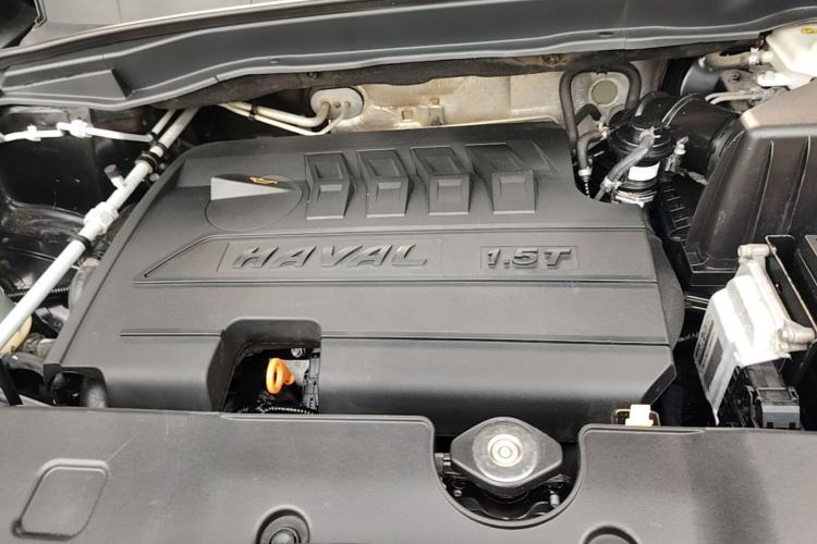 Used Haval H6 2017 Red-Label Sport Edition 1.5T Automatic Two-Wheel Drive Luxury Model Engine Bay