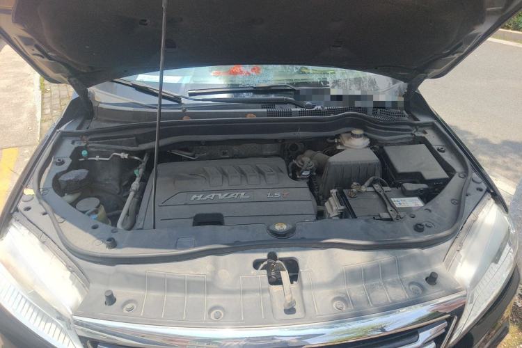 Used Haval H6 2017 Red-Label Sport Edition 1.5T Automatic Two-Wheel Drive Luxury Model Engine Bay