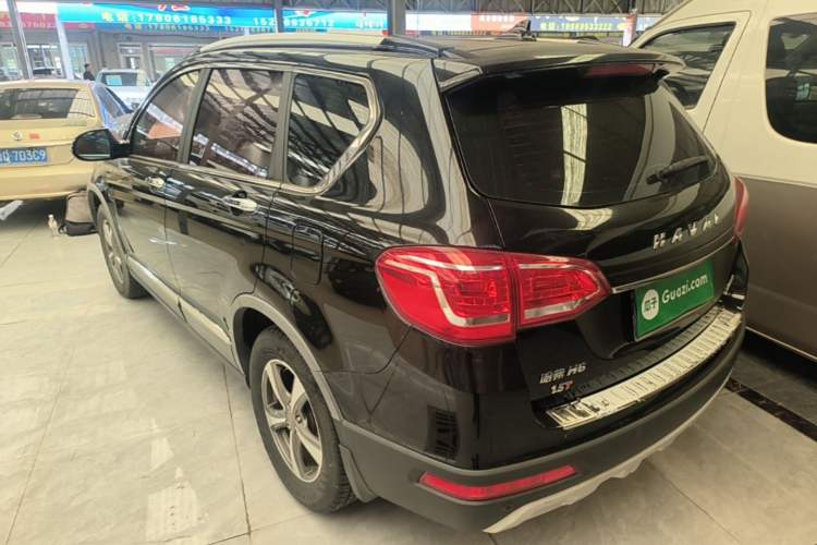 Used Haval H6 2017 Red-Label Sport Edition 1.5T Manual Two-Wheel Drive Elite Model Exterior 2