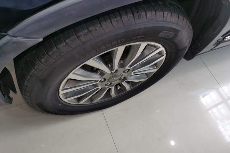 Used Haval H6 2017 Red-Label Sport Edition 1.5T Automatic Two-Wheel Drive Luxury Model Exterior 4