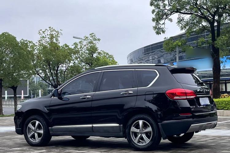 Used Haval H6 2017 Blue Label Sport Edition 1.5T Manual Two-Wheel Drive Elite Model Exterior 5