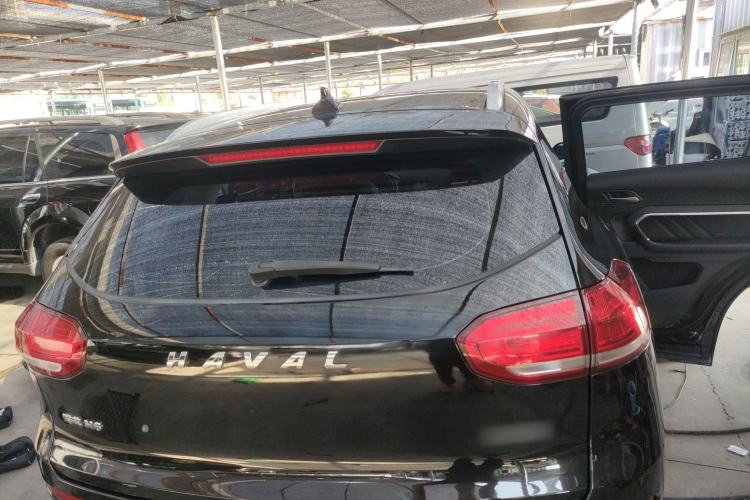 Used Haval H6 2017 Red-Label 1.5T Automatic Two-Wheel Drive Luxury Model Exterior 5