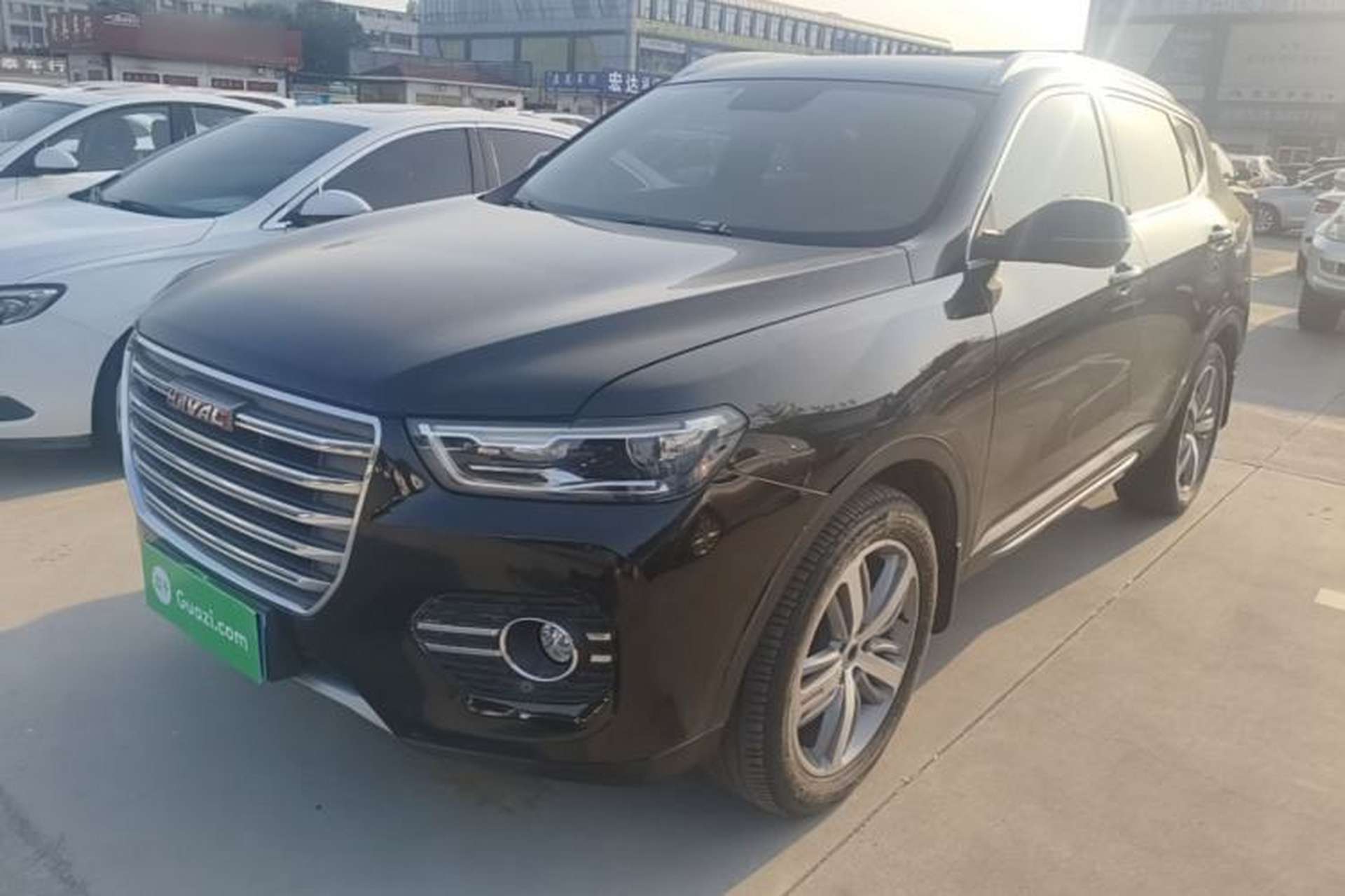 Used Haval H6 2017 Red Label 2.0T Automatic Two-Wheel Drive ZhiShang Model Front Left 45 Deg