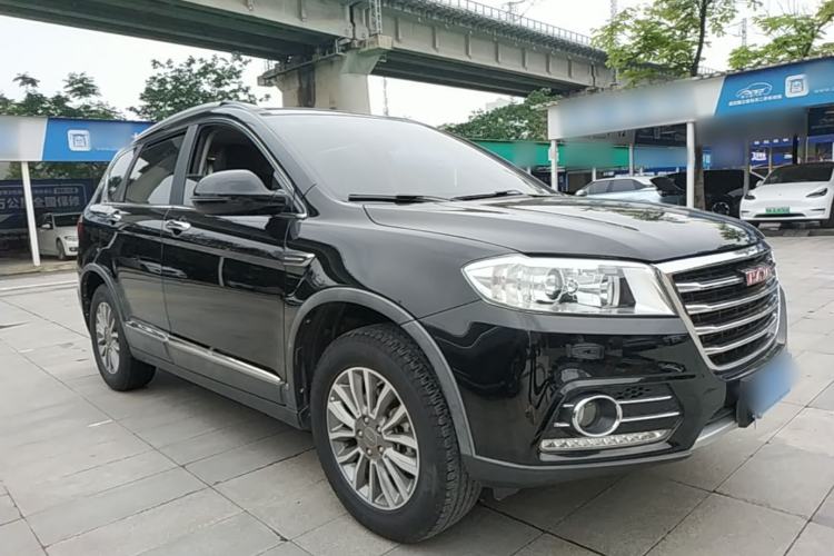 Used Haval H6 2017 Red-Label Sport Edition 1.5T Automatic Two-Wheel Drive Luxury Model Front Right 45 Deg