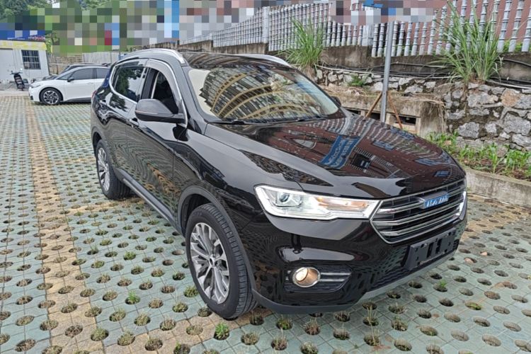 Used Haval H6 2017 Blue Label 1.3T Automatic Two-Wheel Drive Luxury Model Front Right 45 Deg