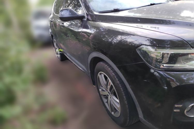 Used Haval H6 2017 Red-Label 1.5T Automatic Two-Wheel Drive Smart Edition Front Right 45 Deg