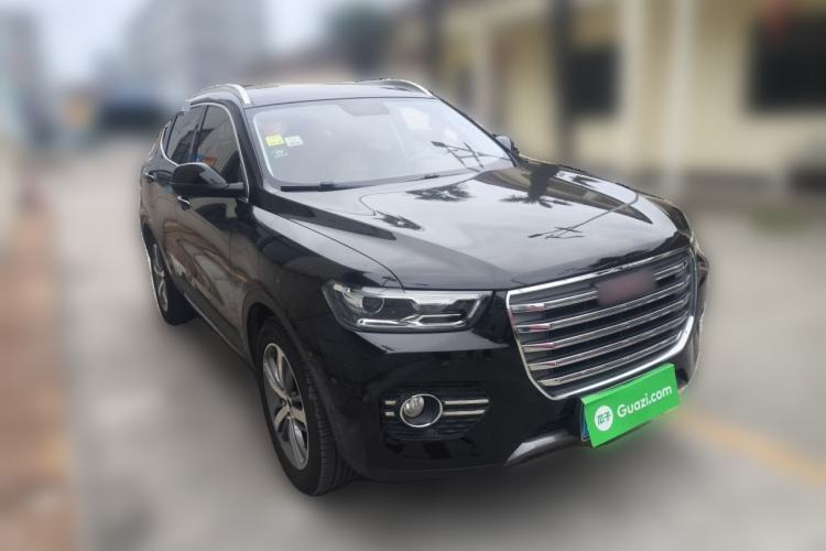 Used Haval H6 2017 Red Label 2.0T Automatic Two-Wheel Drive ZhiShang Model Front Right 45 Deg