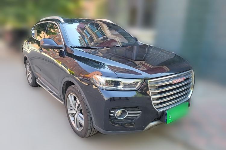 Used Haval H6 2017 Red Label 2.0T Automatic Two-Wheel Drive ZhiShang Model Front Right 45 Deg