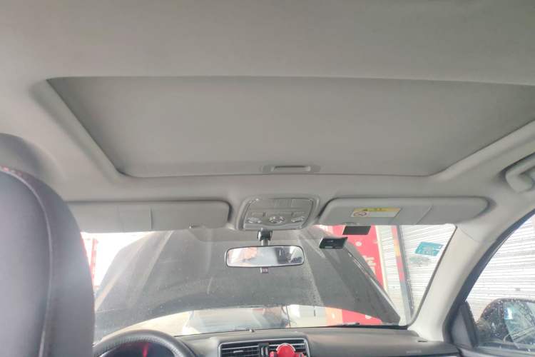 Used Haval H6 2017 Red-Label Sport Edition 1.5T Manual Two-Wheel Drive Elite Model Headliner