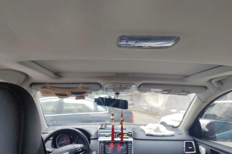 Used Haval H6 2017 Red-Label Sport Edition 1.5T Manual Two-Wheel Drive Elite Model Headliner