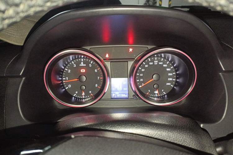 Used Haval H6 2017 Blue Label Sport Edition 1.5T Automatic Two-Wheel Drive Luxury Model Instrument Cluster
