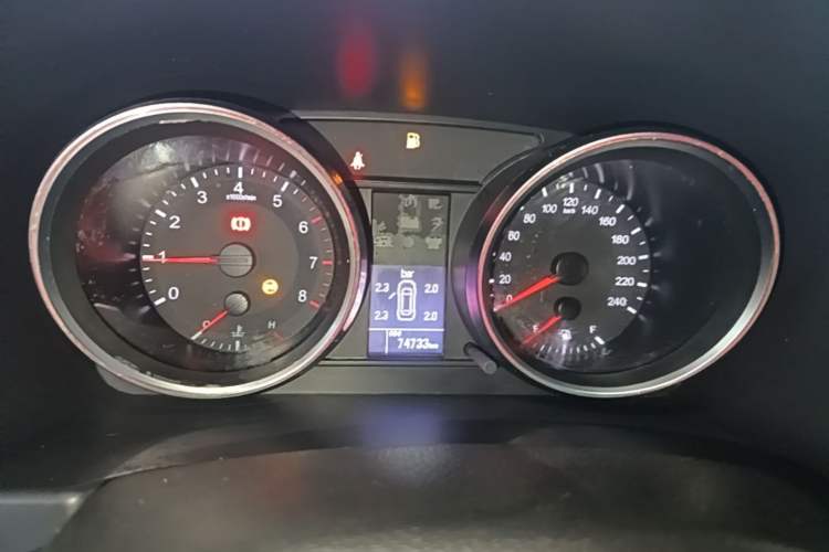 Used Haval H6 2017 Blue Label Sport Edition 1.5T Manual Two-Wheel Drive Elite Model Instrument Cluster