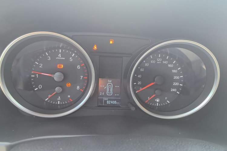 Used Haval H6 2017 Red-Label Sport Edition 1.5T Manual Two-Wheel Drive Elite Model Instrument Cluster