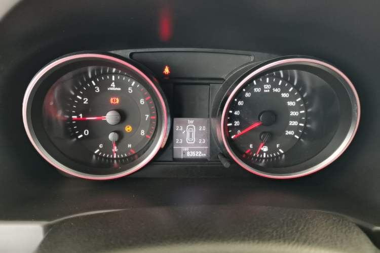 Used Haval H6 2017 Blue Label Sport Edition 1.5T Manual Two-Wheel Drive Elite Model Instrument Cluster