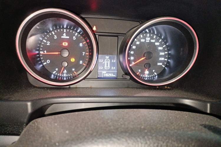 Used Haval H6 2017 Blue Label Sport Edition 1.5T Manual Two-Wheel Drive Elite Model Instrument Cluster