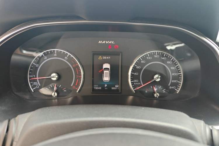 Used Haval H6 2017 Red Label 2.0T Automatic Two-Wheel Drive ZhiShang Model Instrument Cluster