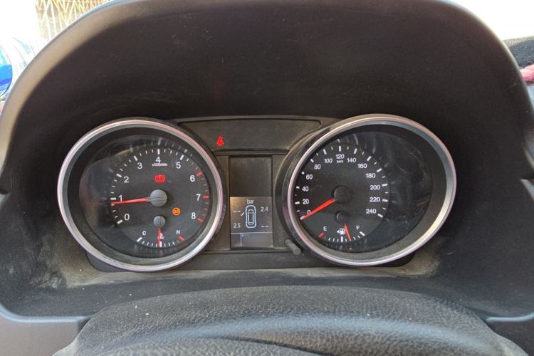Used Haval H6 2017 Red-Label Sport Edition 1.5T Manual Two-Wheel Drive Elite Model Instrument Cluster