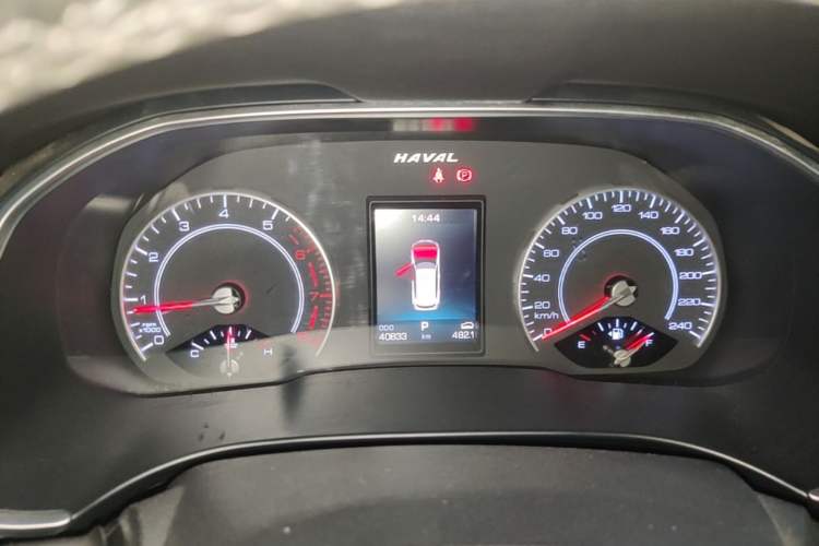 Used Haval H6 2017 Red Label 2.0T Automatic Two-Wheel Drive ZhiShang Model Instrument Cluster
