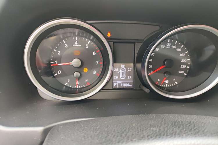 Used Haval H6 2017 Restyled Red-Label Sport Version 1.5T Automatic Two-Wheel Drive Luxury Trim Instrument Cluster