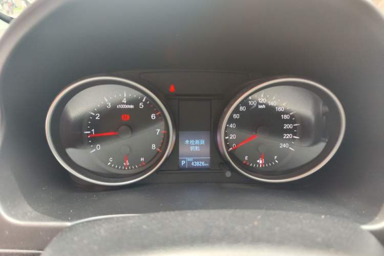 Used Haval H6 2017 Classic Edition 1.5T Automatic Two-Wheel Drive Elite Model Instrument Cluster