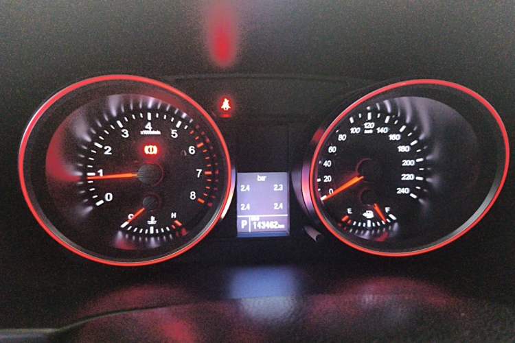 Used Haval H6 2017 Red-Label Sport Edition 1.5T Automatic Two-Wheel Drive Luxury Model Instrument Cluster