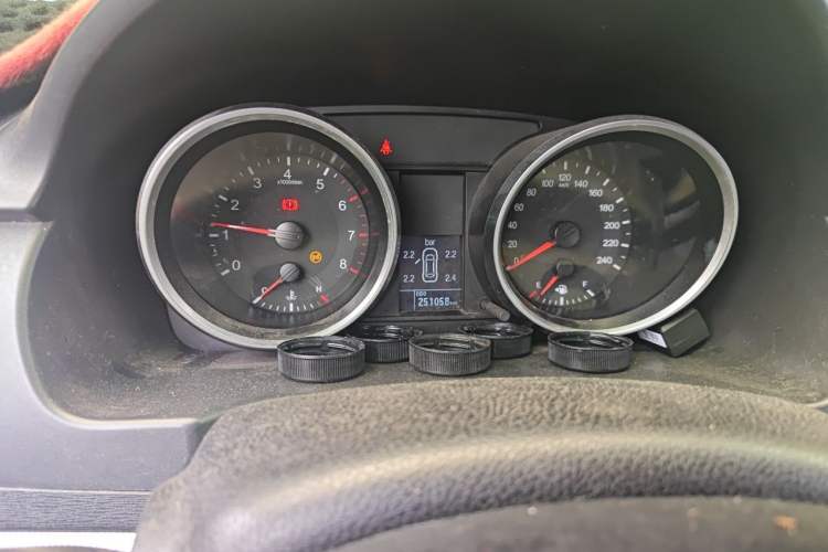 Used Haval H6 2017 Blue Label Sport Edition 1.5T Manual Two-Wheel Drive Elite Model Instrument Cluster