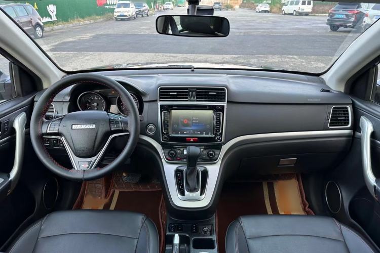 Used Haval H6 2017 Red-Label Sport Edition 1.5T Automatic Two-Wheel Drive Luxury Model Interior 1