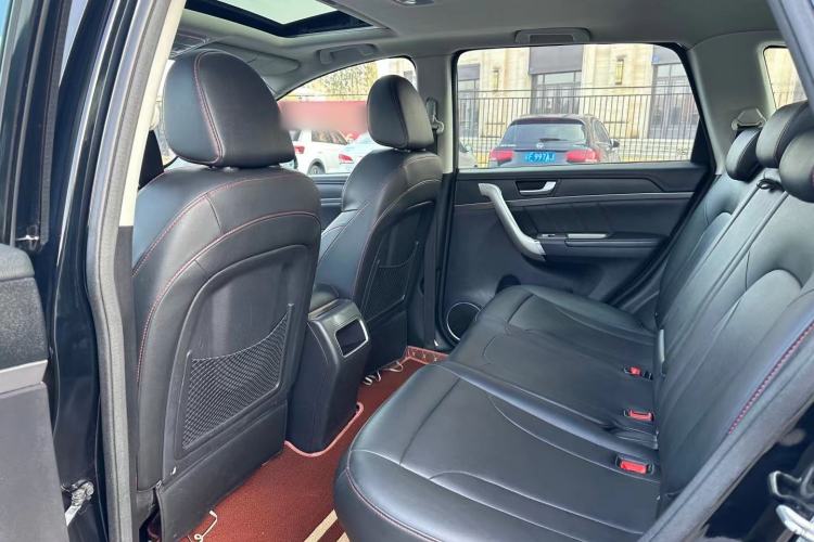 Used Haval H6 2017 Red-Label Sport Edition 1.5T Automatic Two-Wheel Drive Luxury Model Interior 3