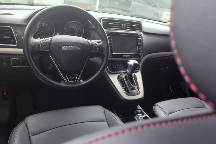 Used Haval H6 2017 Blue Label Sport Edition 1.5T Automatic Two-Wheel Drive Luxury Model Interior 4