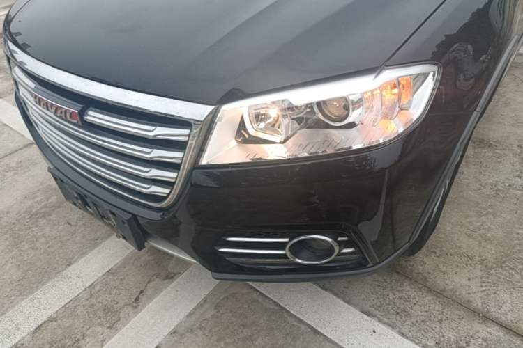 Used Haval H6 2017 Red-Label Sport Edition 1.5T Manual Two-Wheel Drive Elite Model Left Front Headlight