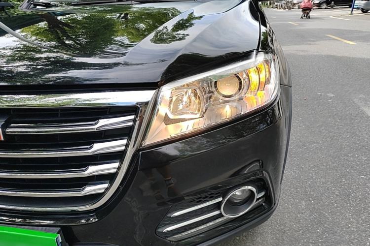 Used Haval H6 2017 Restyled Red-Label Sport Version 1.5T Automatic Two-Wheel Drive Luxury Trim Left Front Headlight